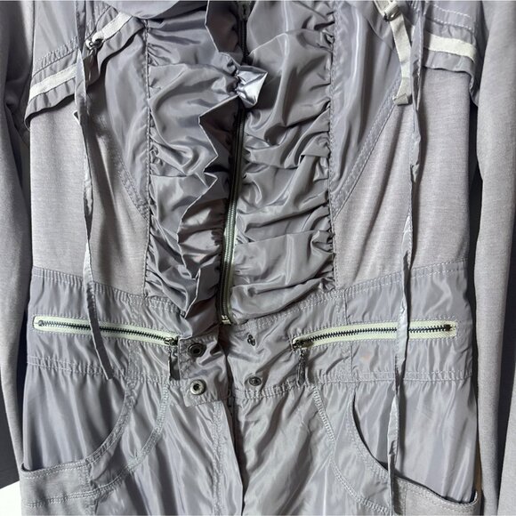 Gray Long-Sleeve Hooded Dress With Ruffle Detail & Zipper Accents - Picture 3 of 7